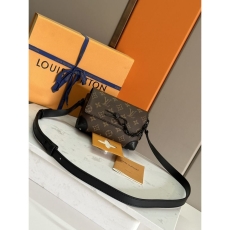 Mens Louis Vuitton Satchel Bags